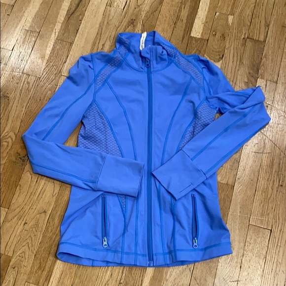 Lorna Jane Tops - Lorna Jane Cottonblue Size Medium active jacket